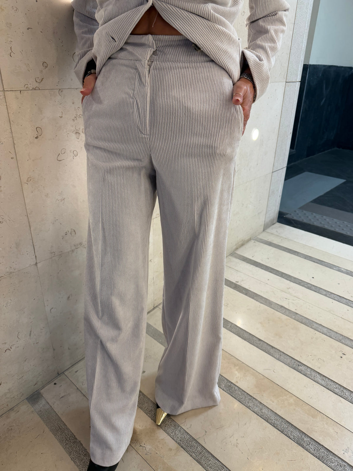 Pantalone palazzo a costine millerighe in velluto MANILA GRACE