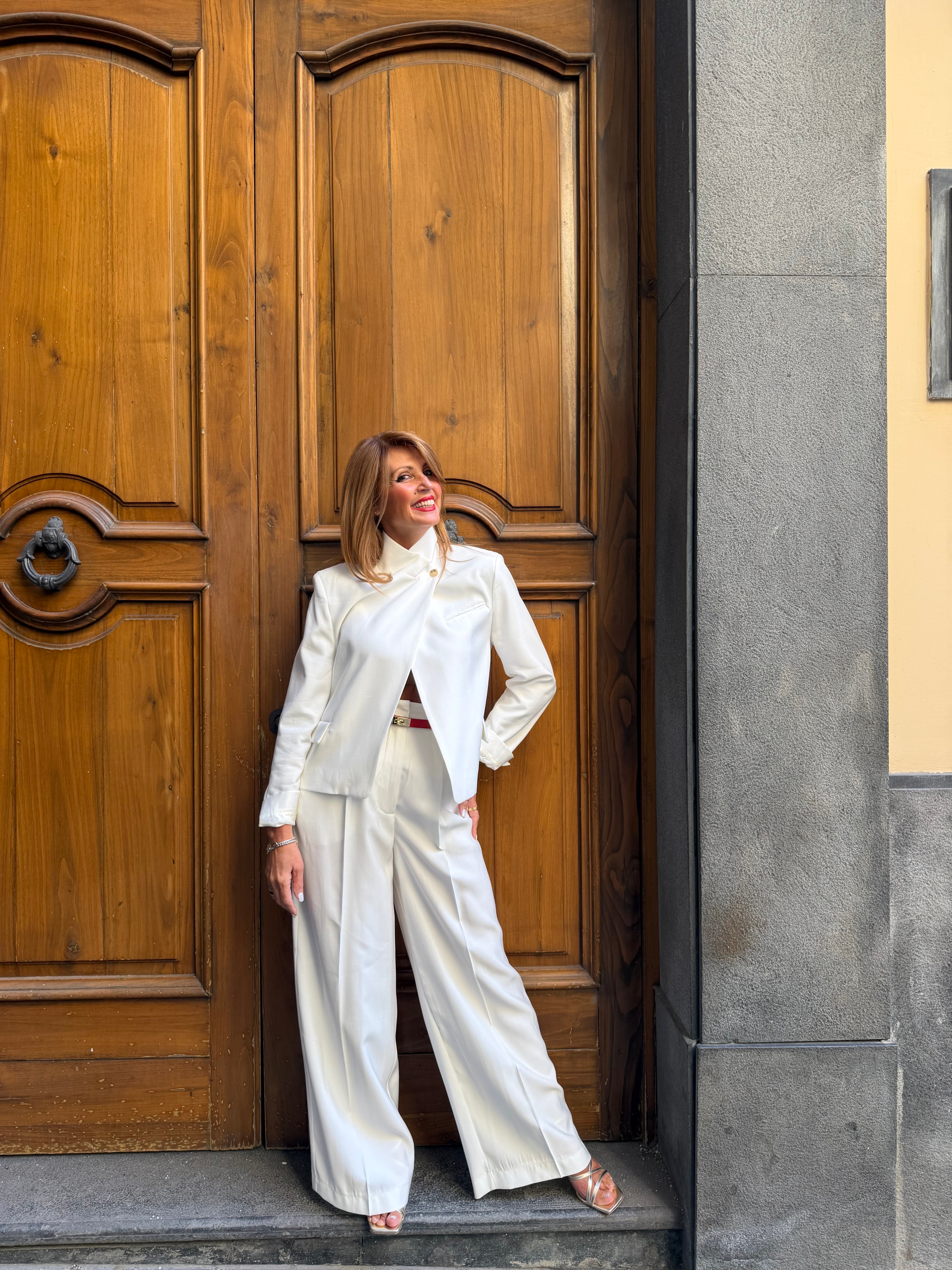 Blazer corto con collo alto e tasche a patta Dixie