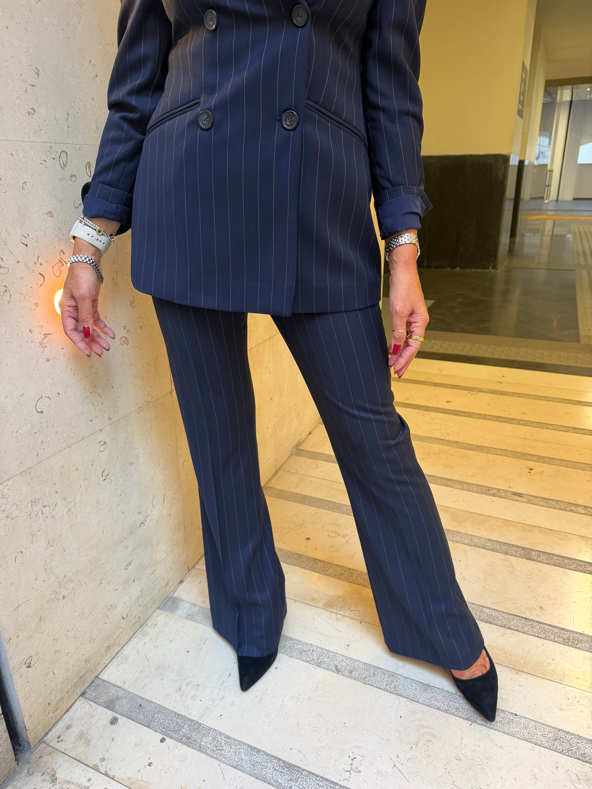 Pantalone gessato a zampa