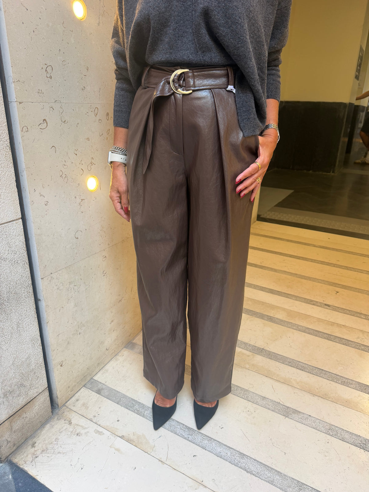 Pantalone balloon in ecopelle Kaos Collection