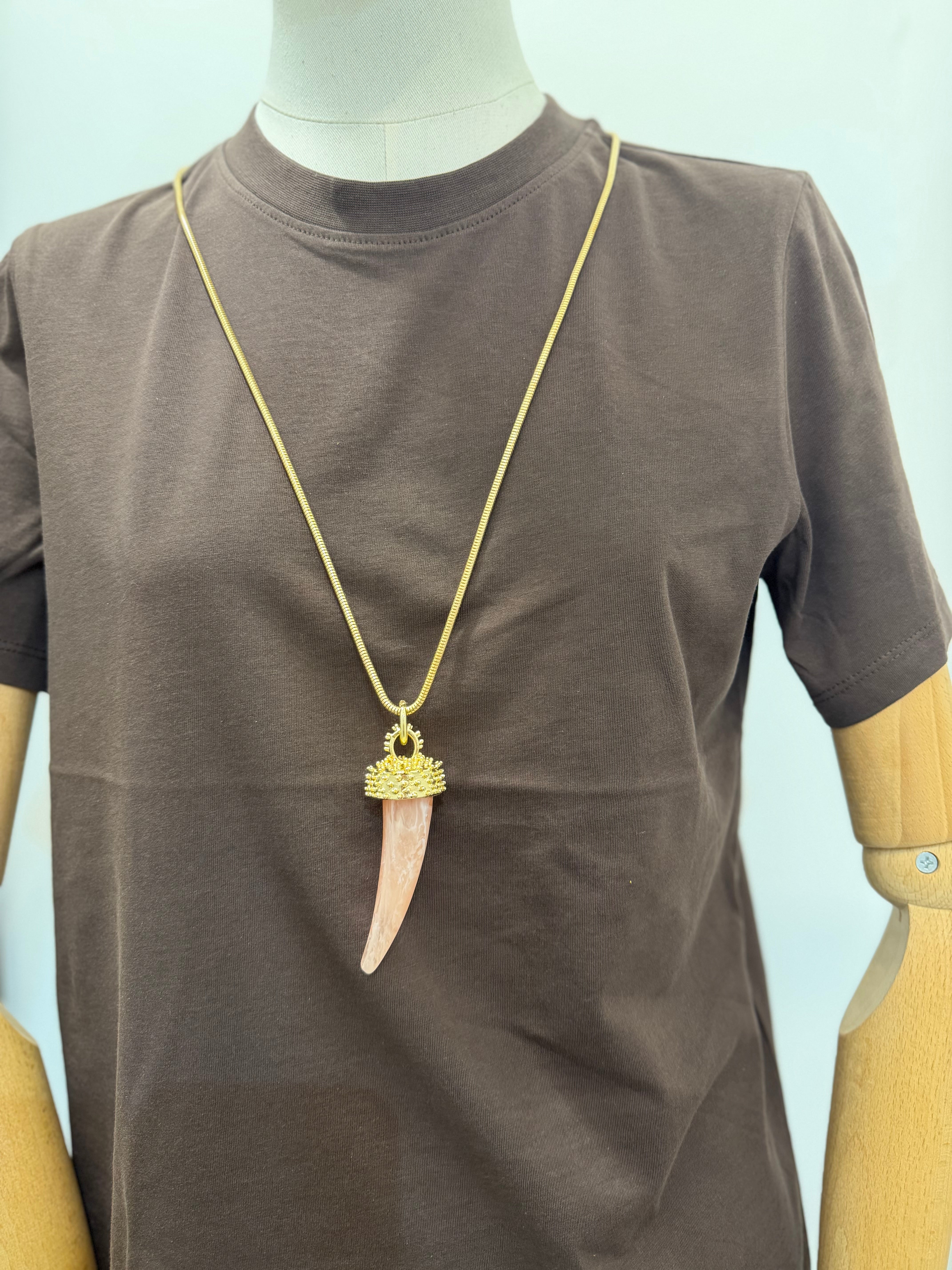 Collana con corno Emisphere