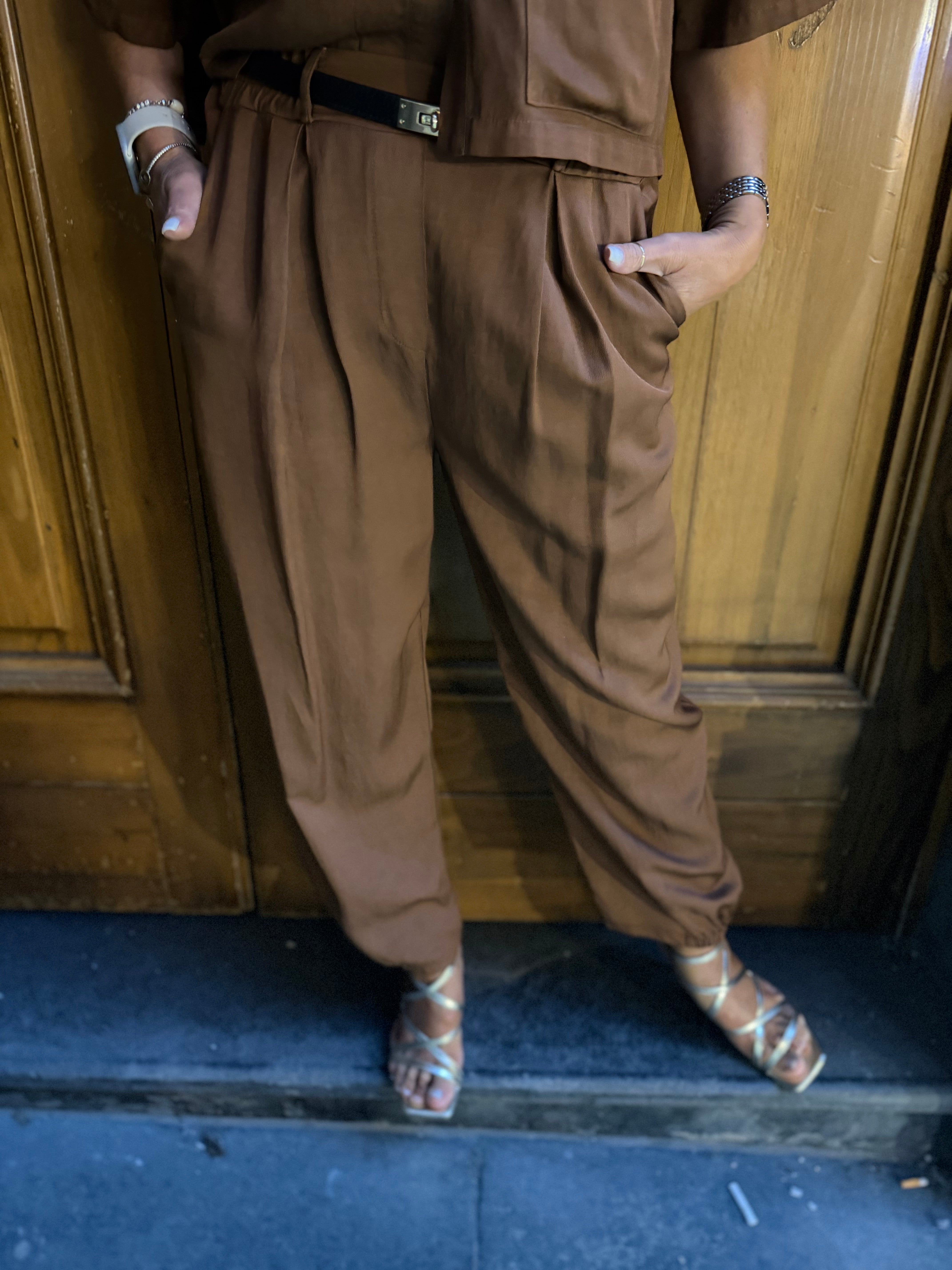 Pantalone carrot fit Manila Grace