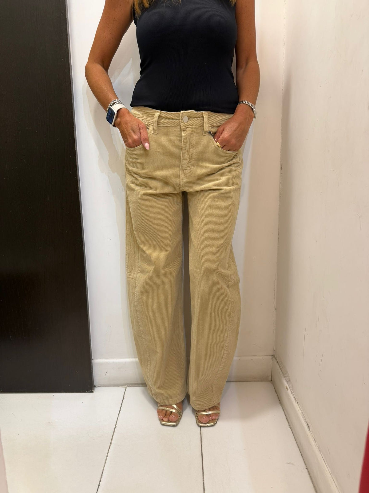Pantalone barrel a costine in velluto Emisphere
