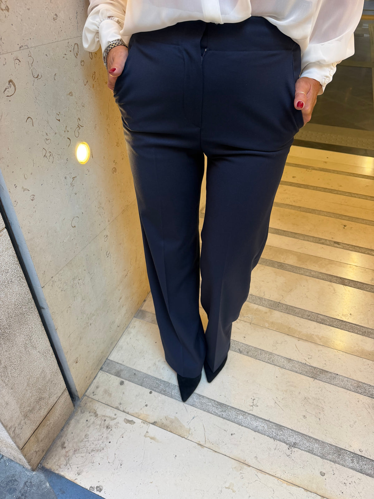 Pantalone palazzo con bustino interno impunturato Hanita