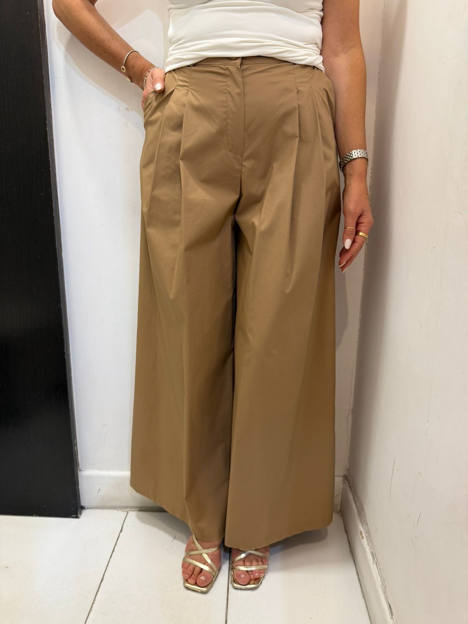 Pantaloni palazzo con pinces in cotone Imperial