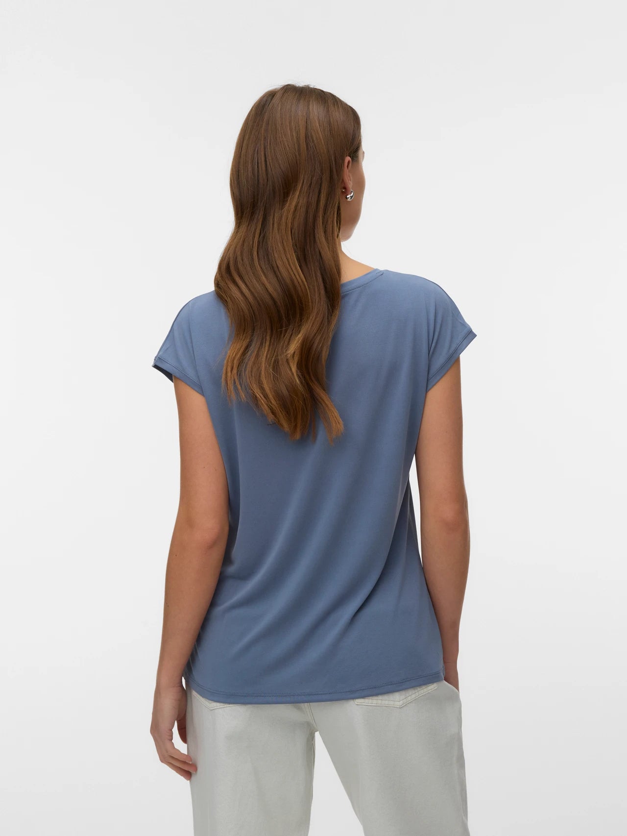 T-shirt scollo a V in modal Vero Moda