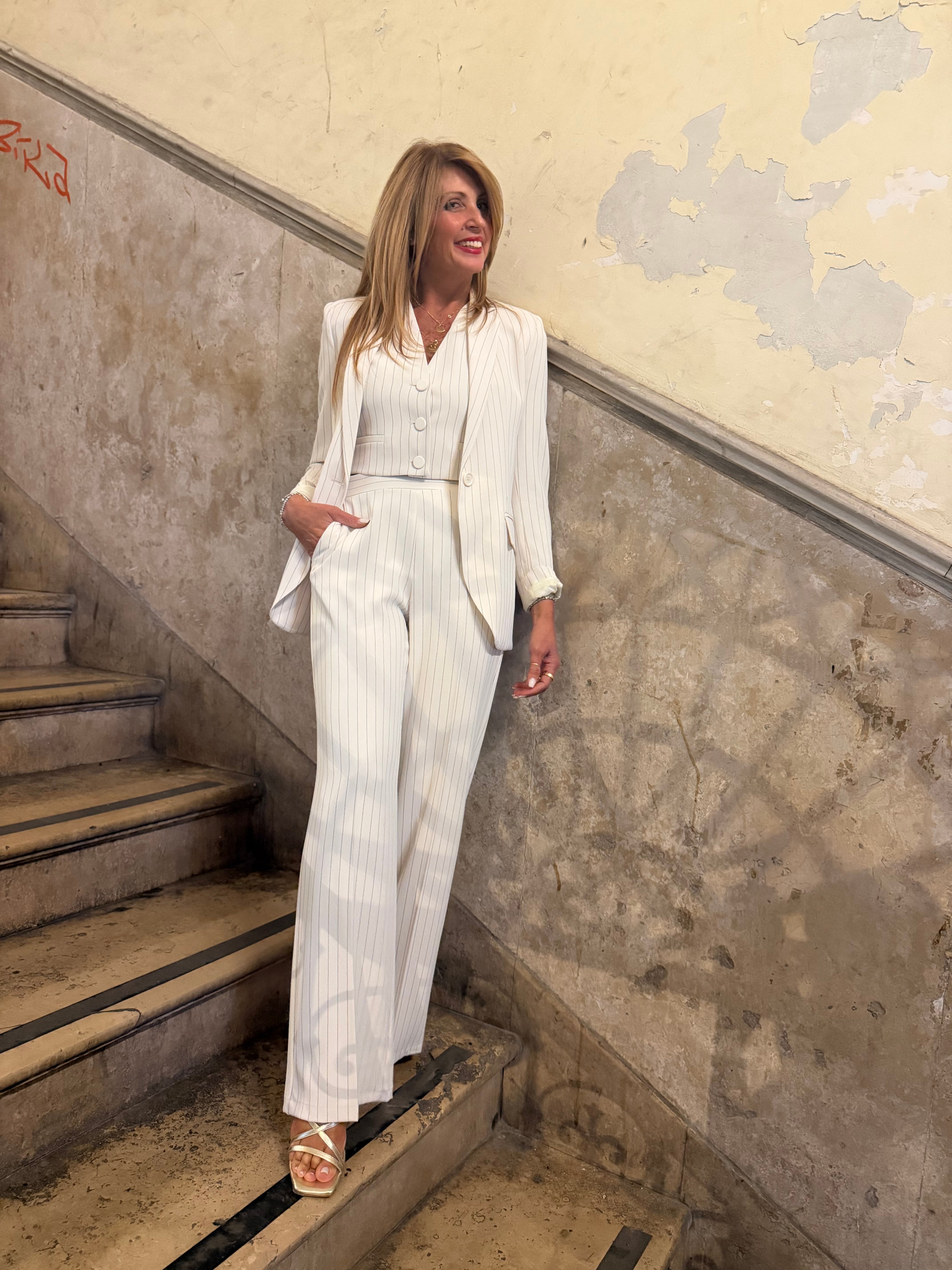 Completo gessato con pantalone palazzo elasticato in vita Imperial