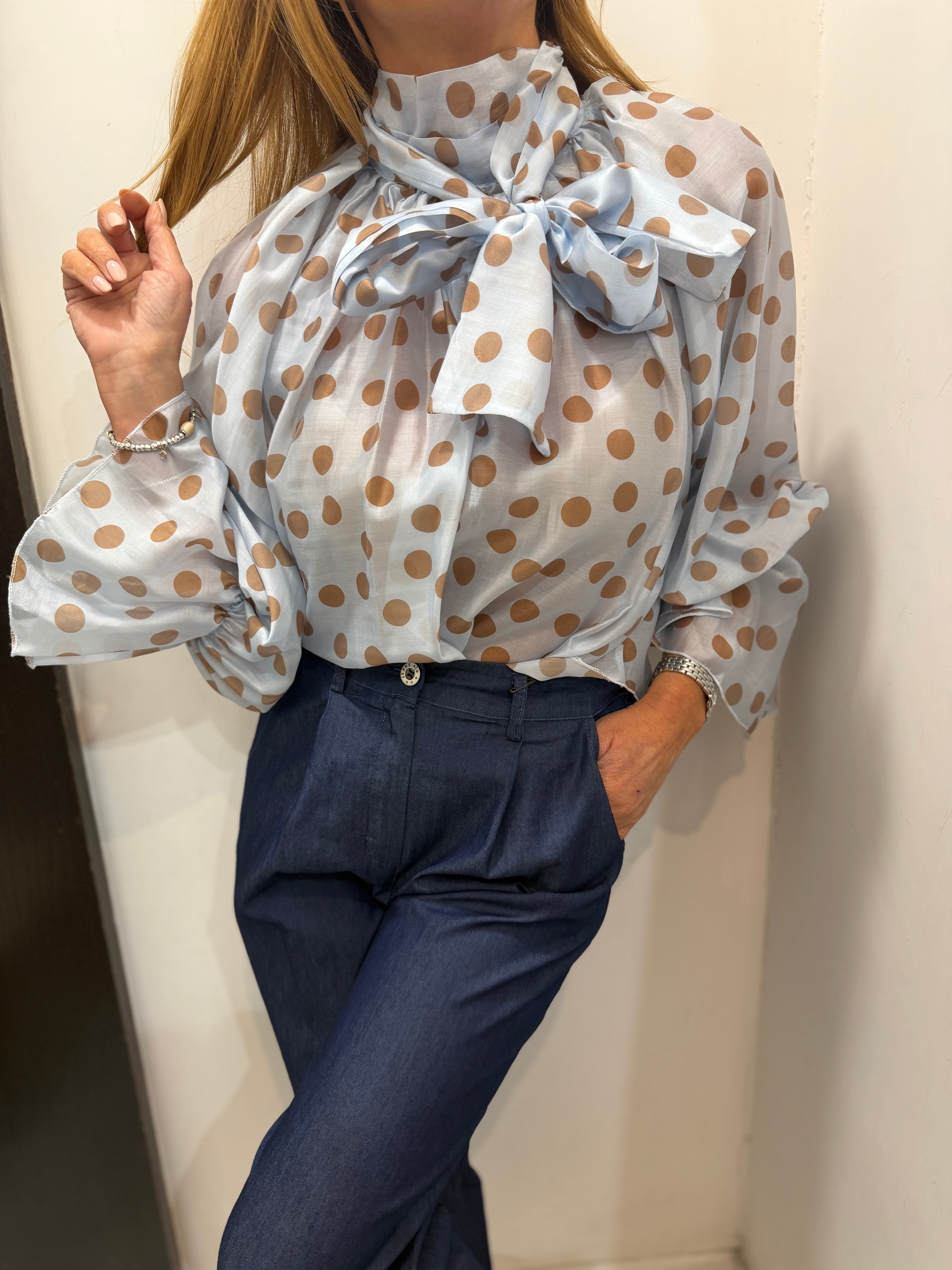 Camicia con pois e manica a sbuffo Emisphere