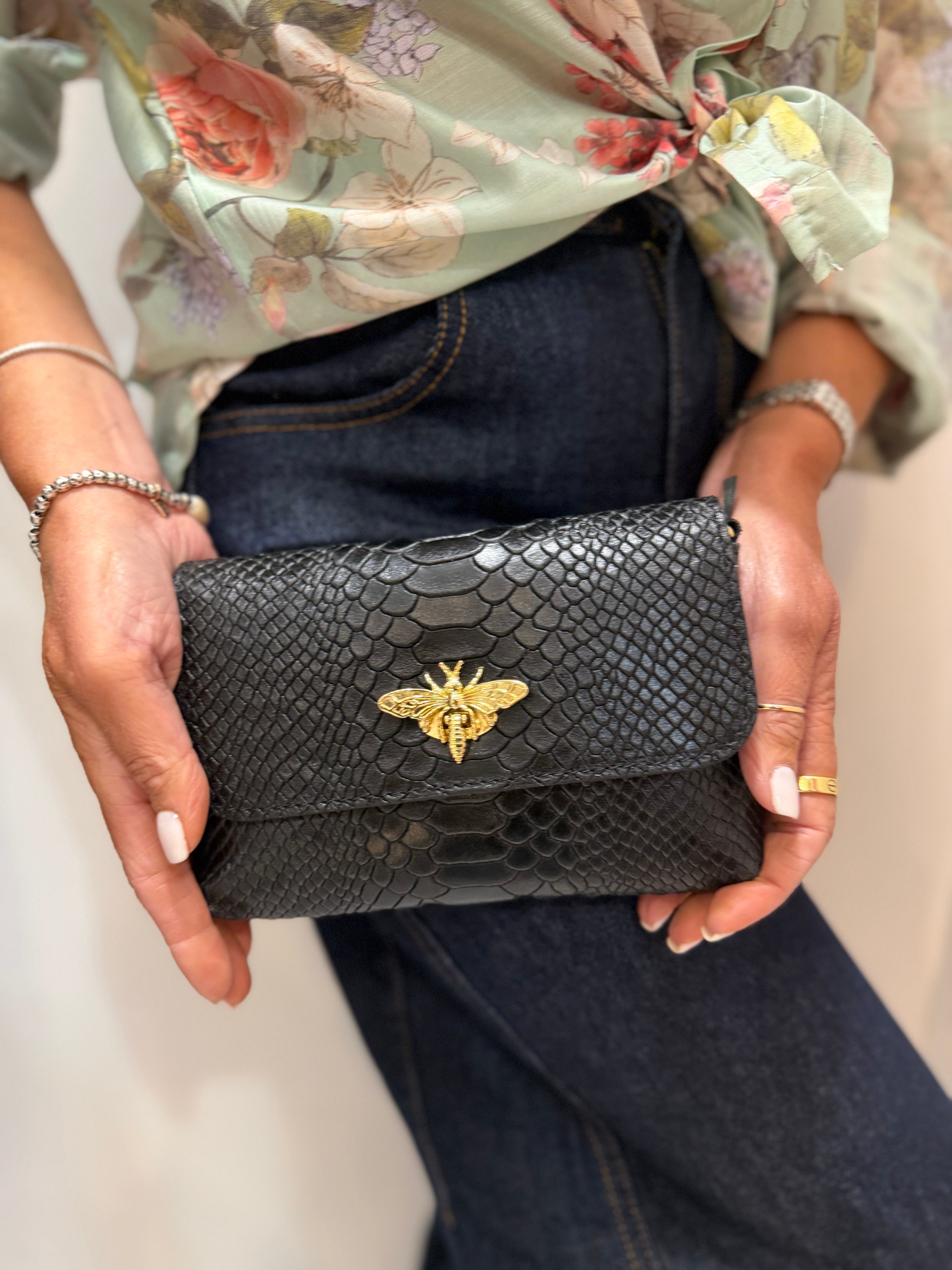 Pochette cocco con dettaglio Vespa Emisphere