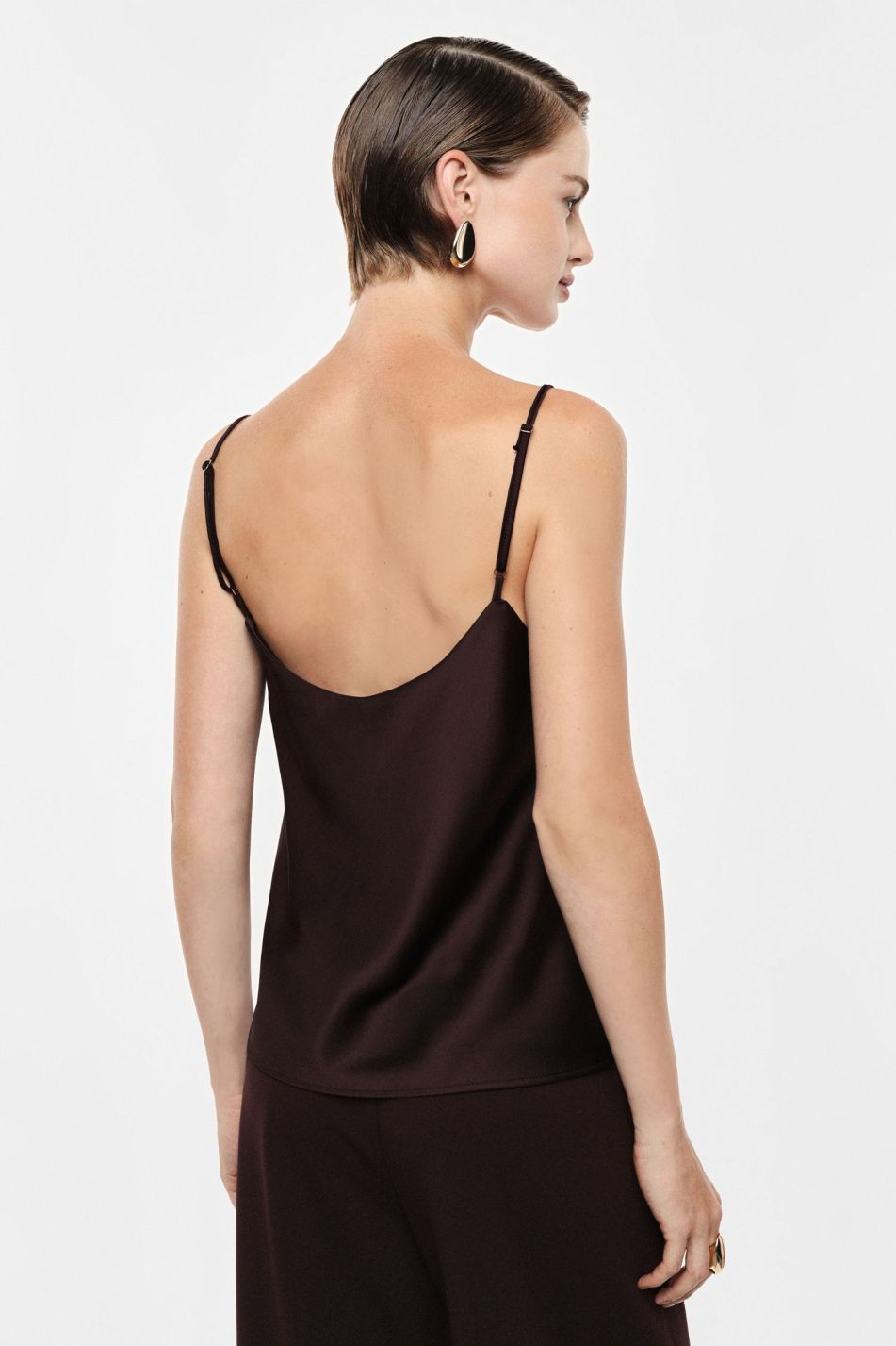 Top con spalline sottili e scollo a V