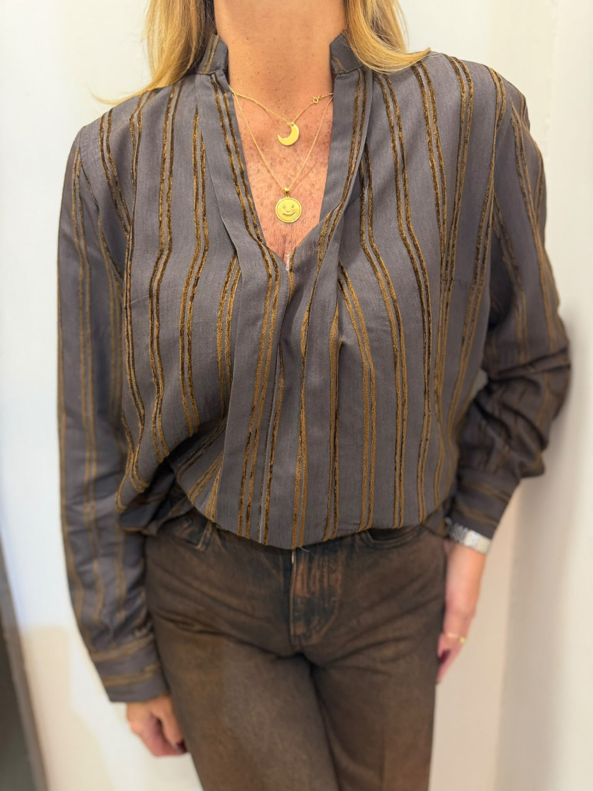 Camicia oversize a righe con dettagli in rilievo Emisphere