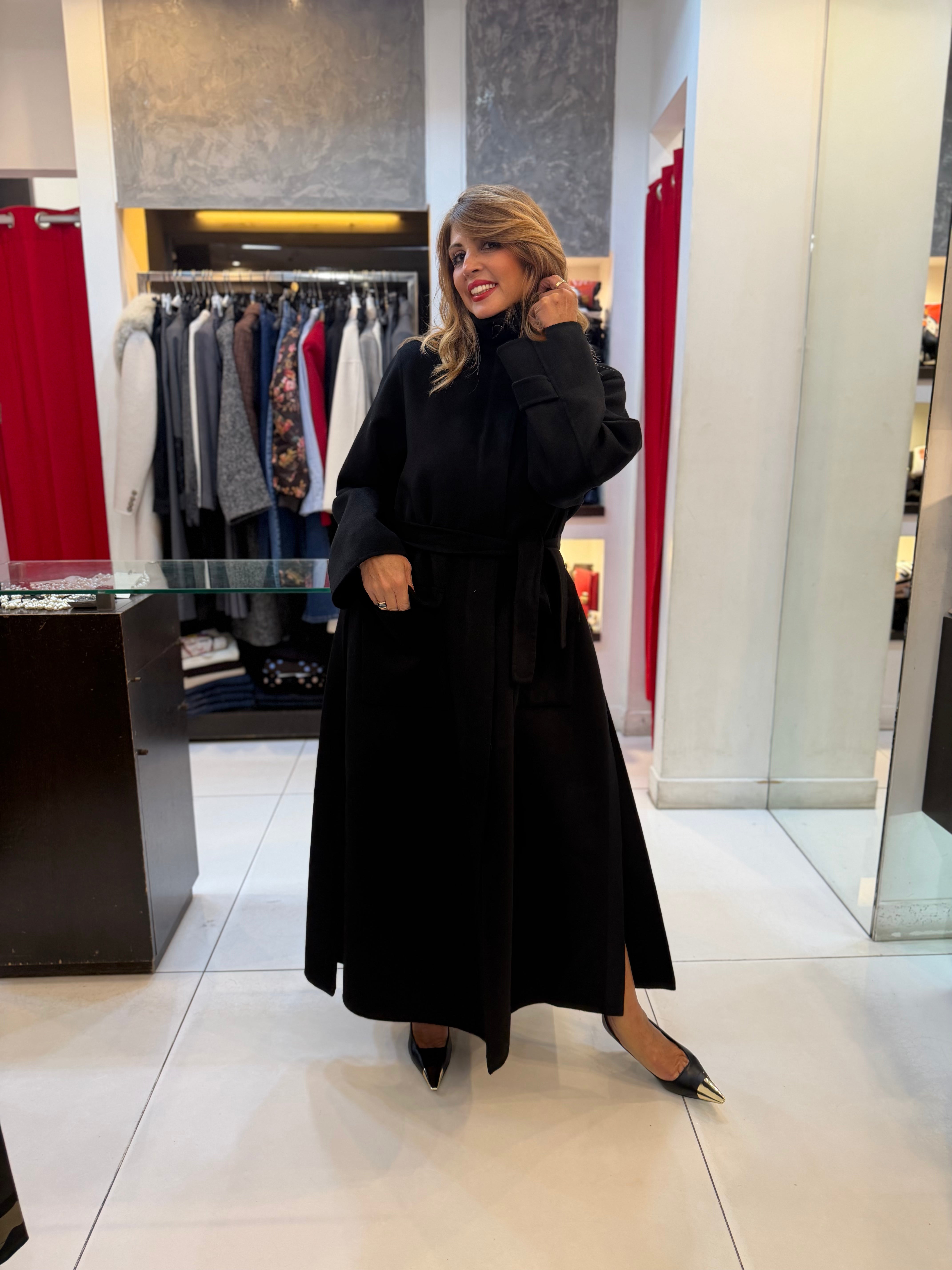 Cappotto lungo con collo alto e cintura Kaos Collection