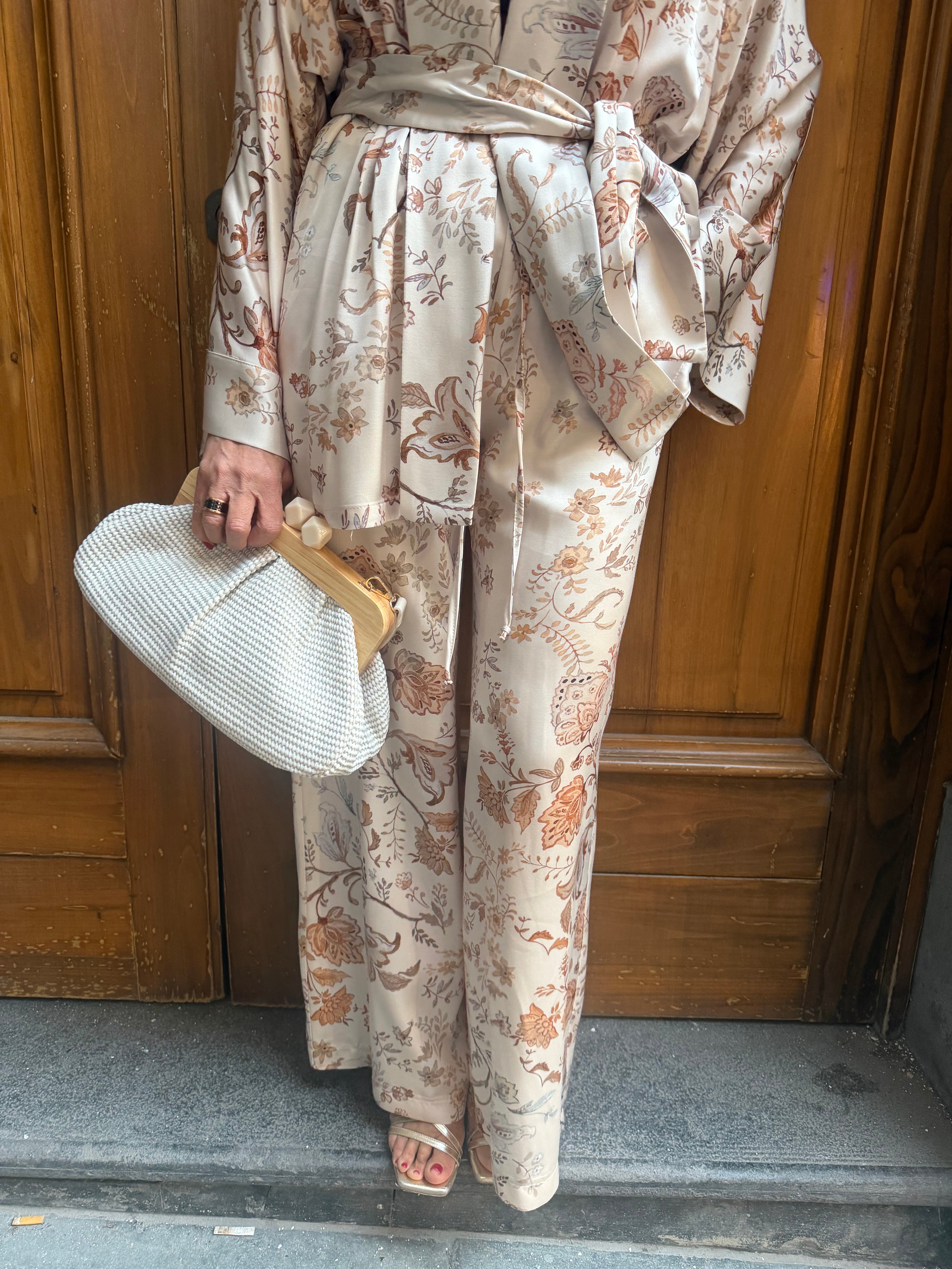 Completo con giacca kimono e pantalone palazzo elasticato in vita Imperial