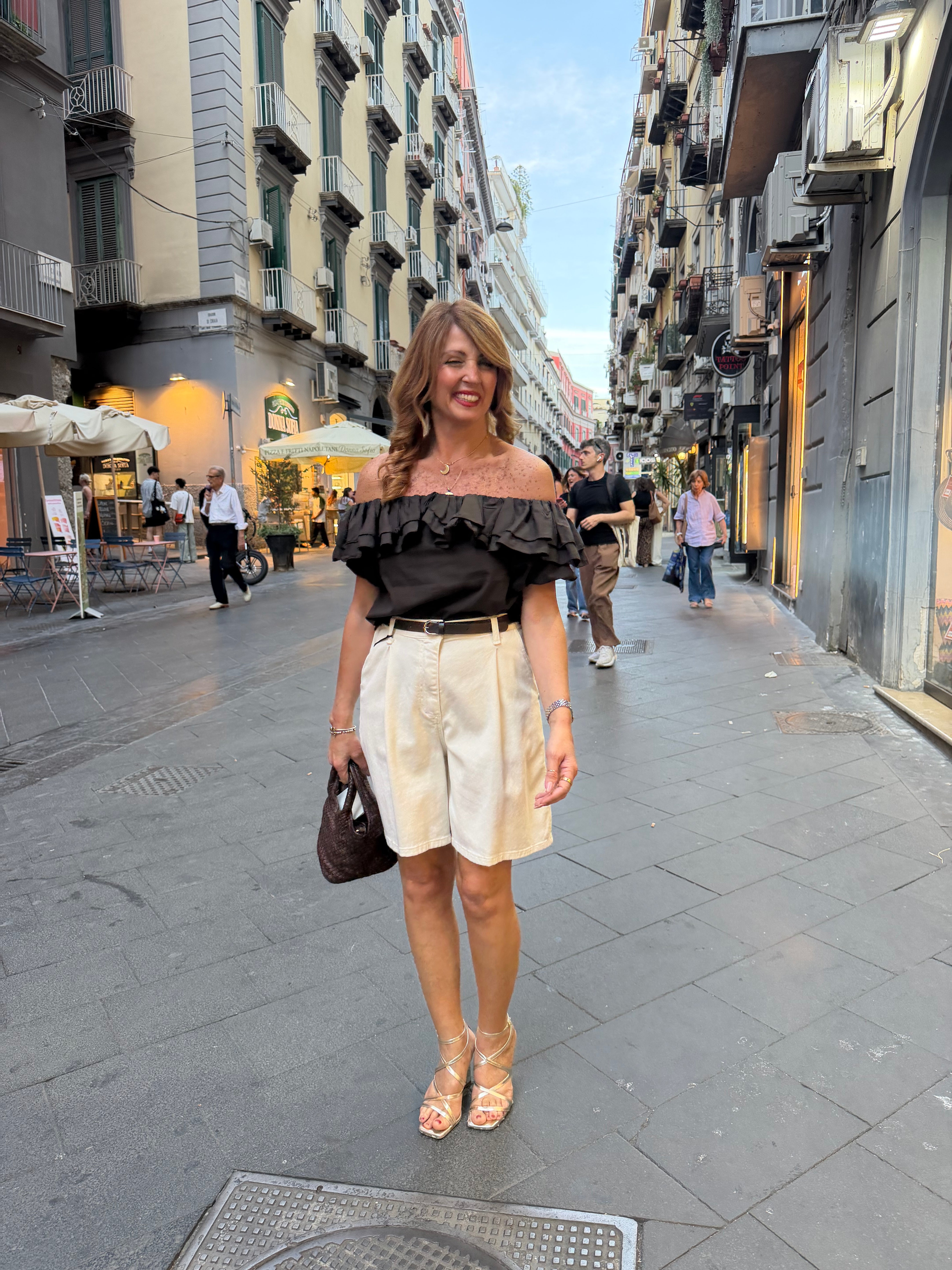 Shorts regular-fit con pinces e cintura Please