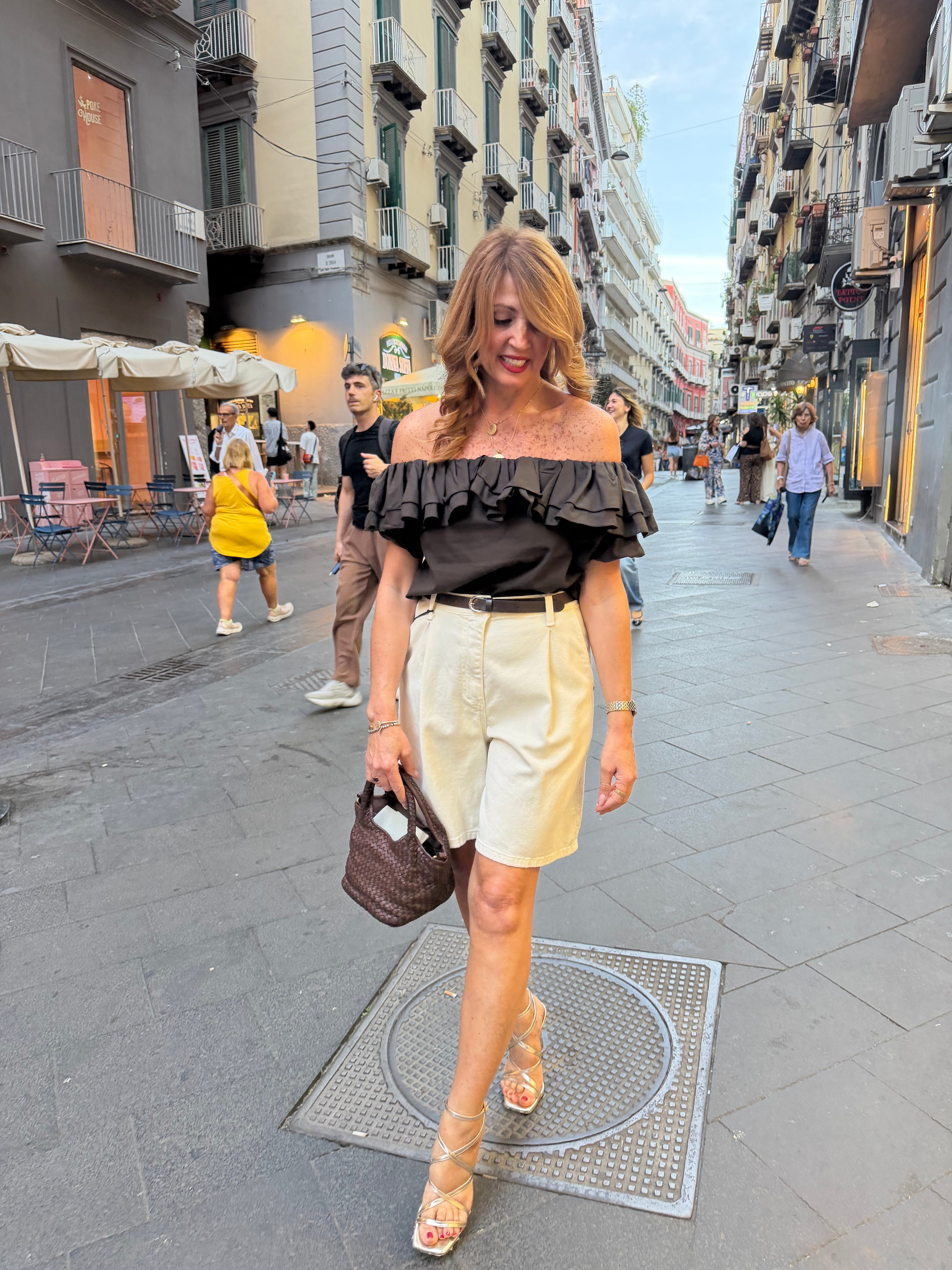 Shorts regular-fit con pinces e cintura Please