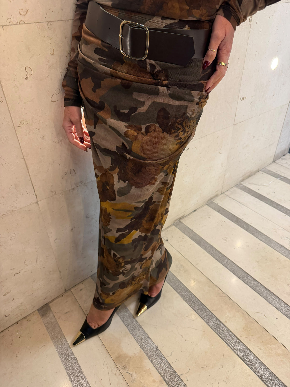 Gonna in tulle fantasia camouflage con cintura imperial