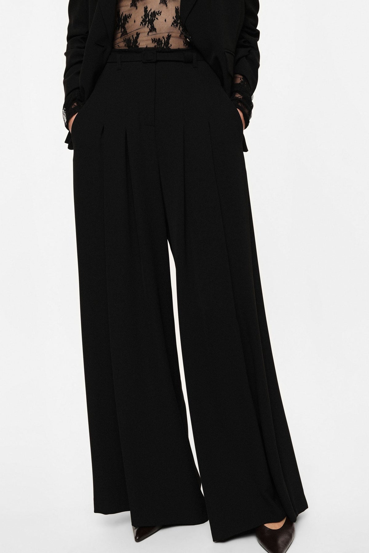 Pantaloni palazzo a vita alta con pinces e cintura NERO - IL