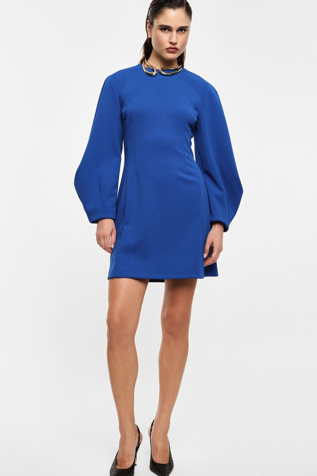 Abito corto con maniche ampie e zip posteriore BLUETTE