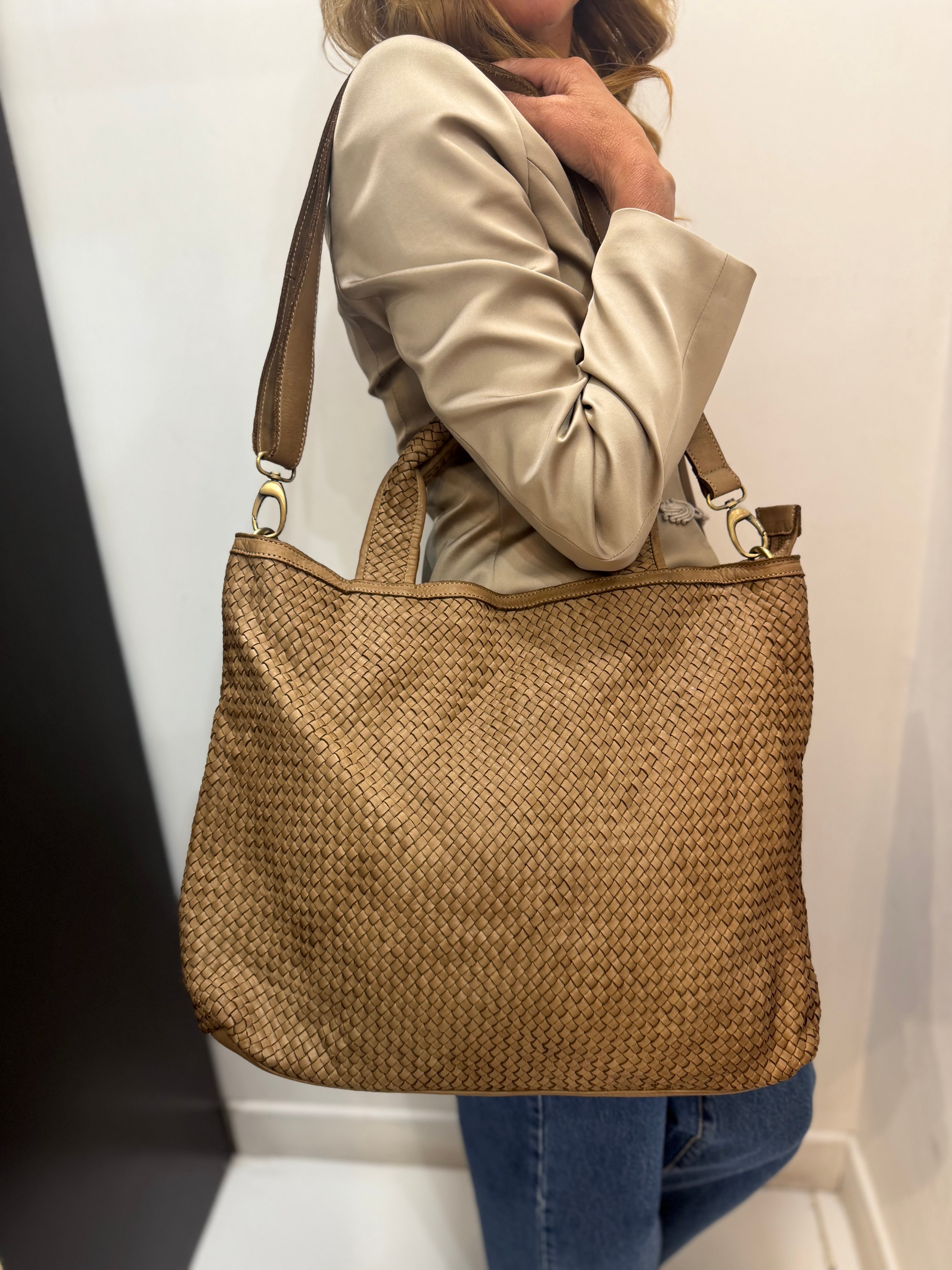 Borsa intrecciata con tracolla Emisphere