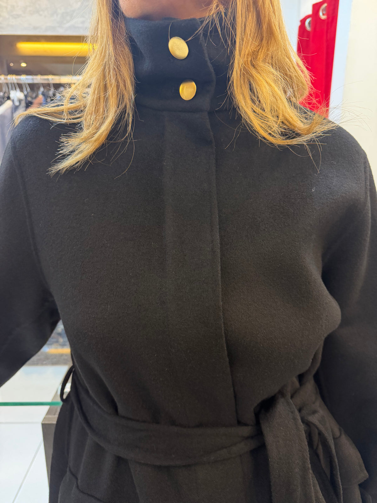 Cappotto lungo con collo alto e cintura Kaos Collection
