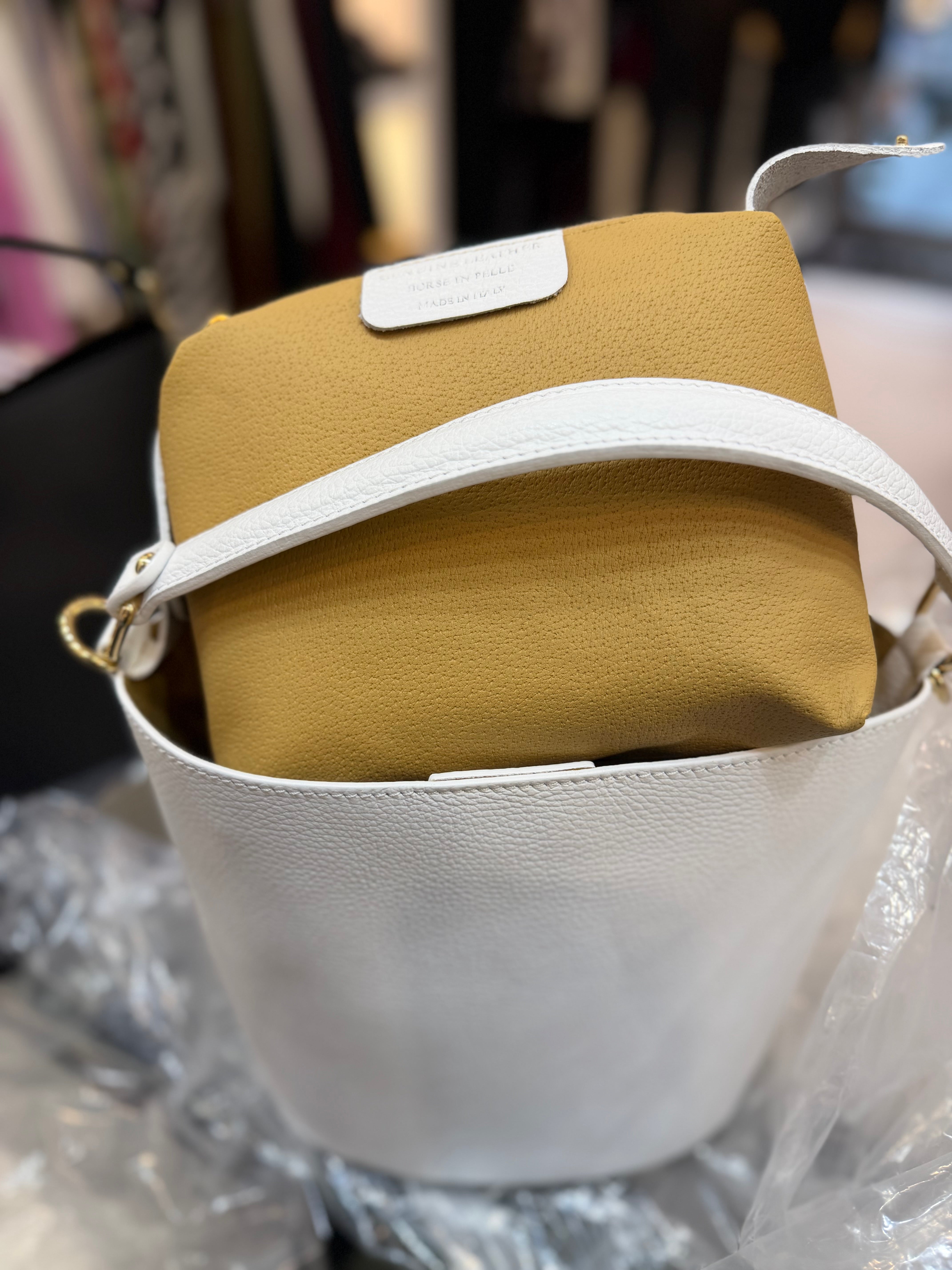 Borsa secchiello con tracolla Emisphere