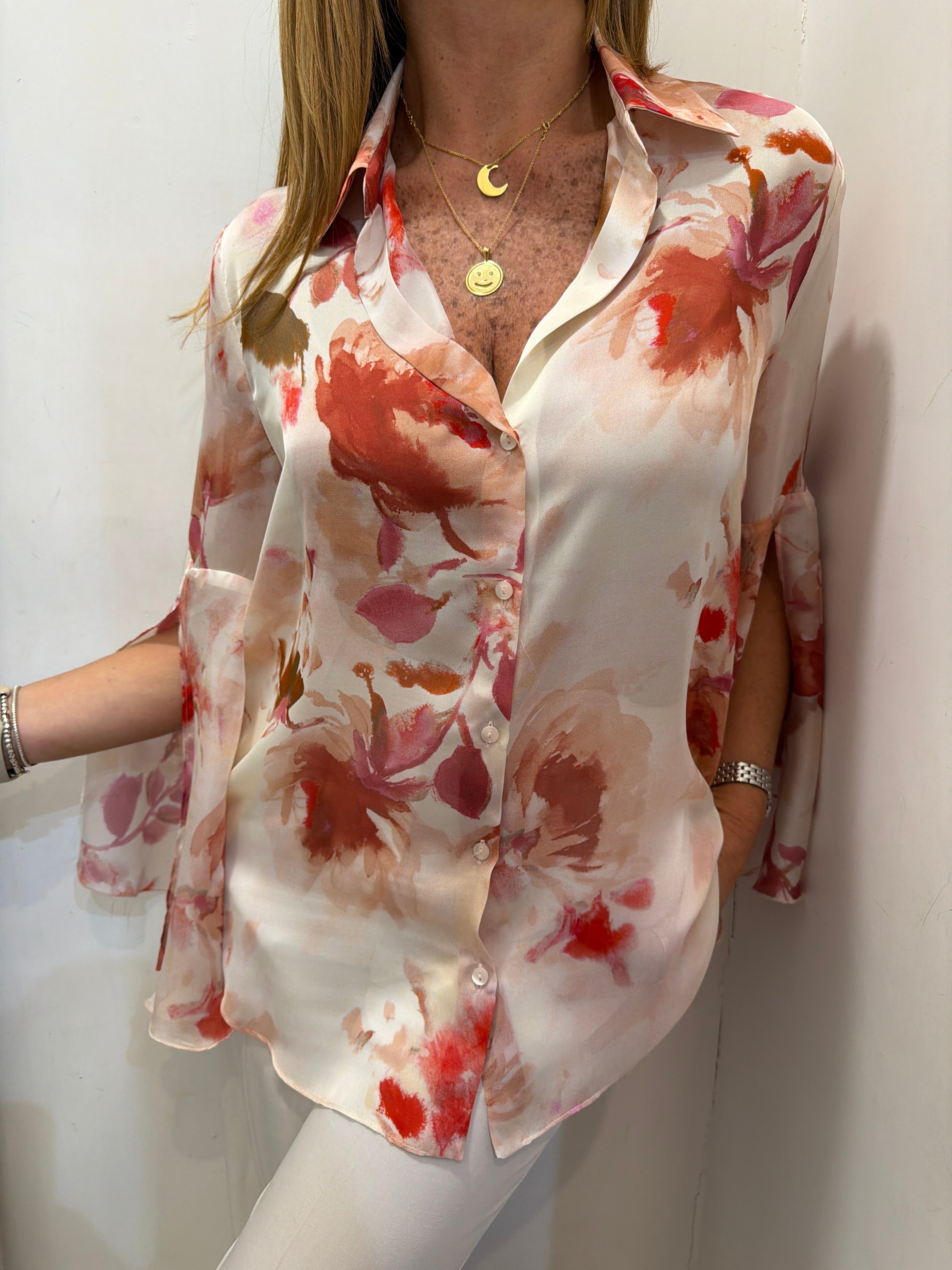 Camicia in chiffon stampata con spacchi e rush Hanita