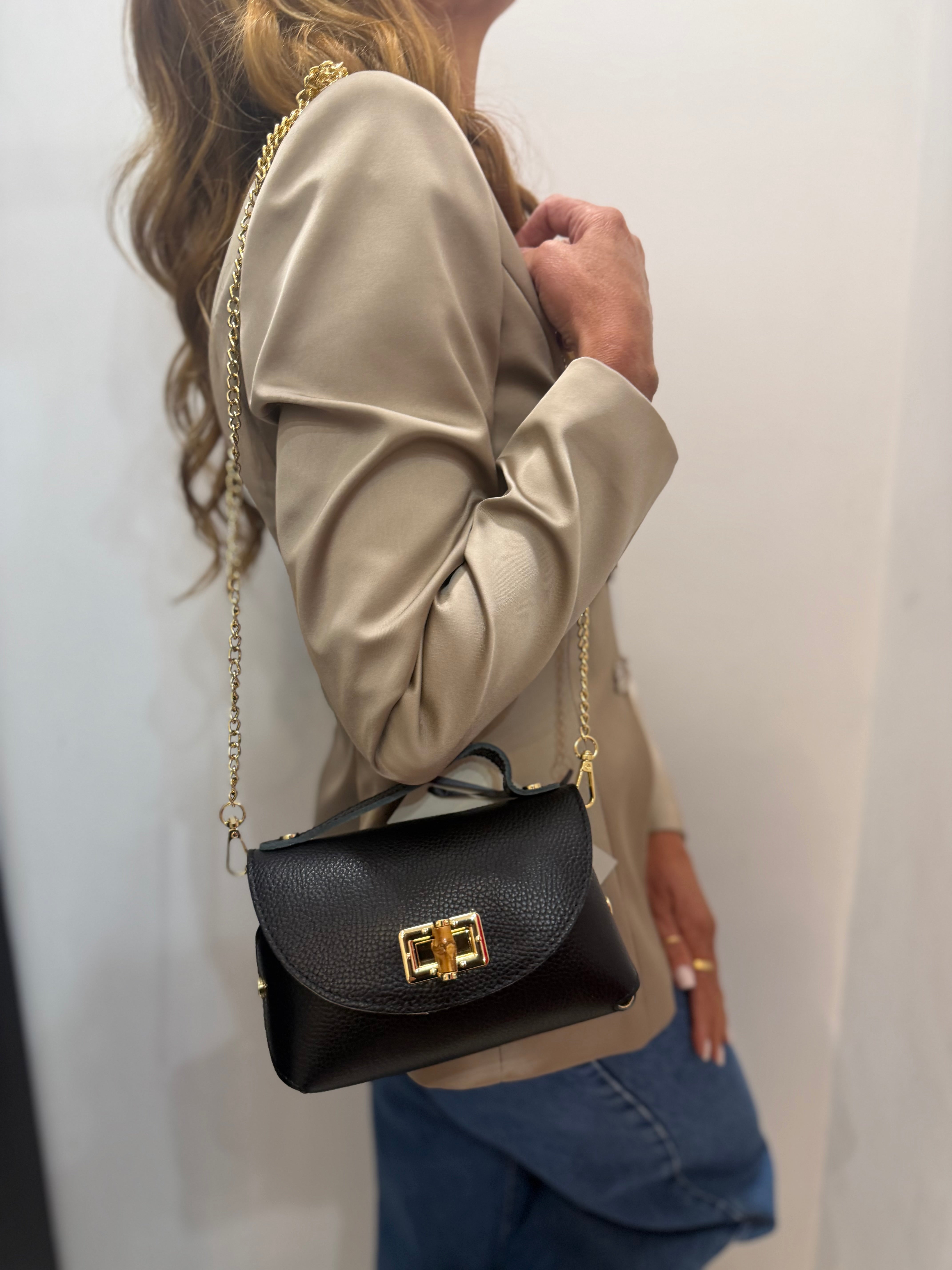 Pochette con patta Emisphere