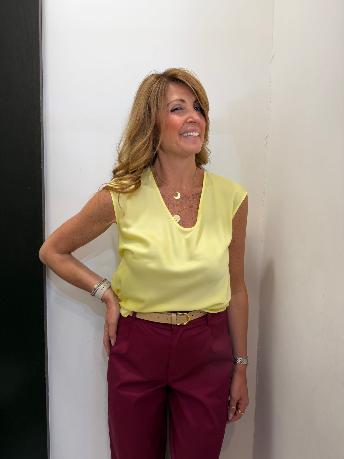 Blusa scollo tondo con manica ad aletta Imperial