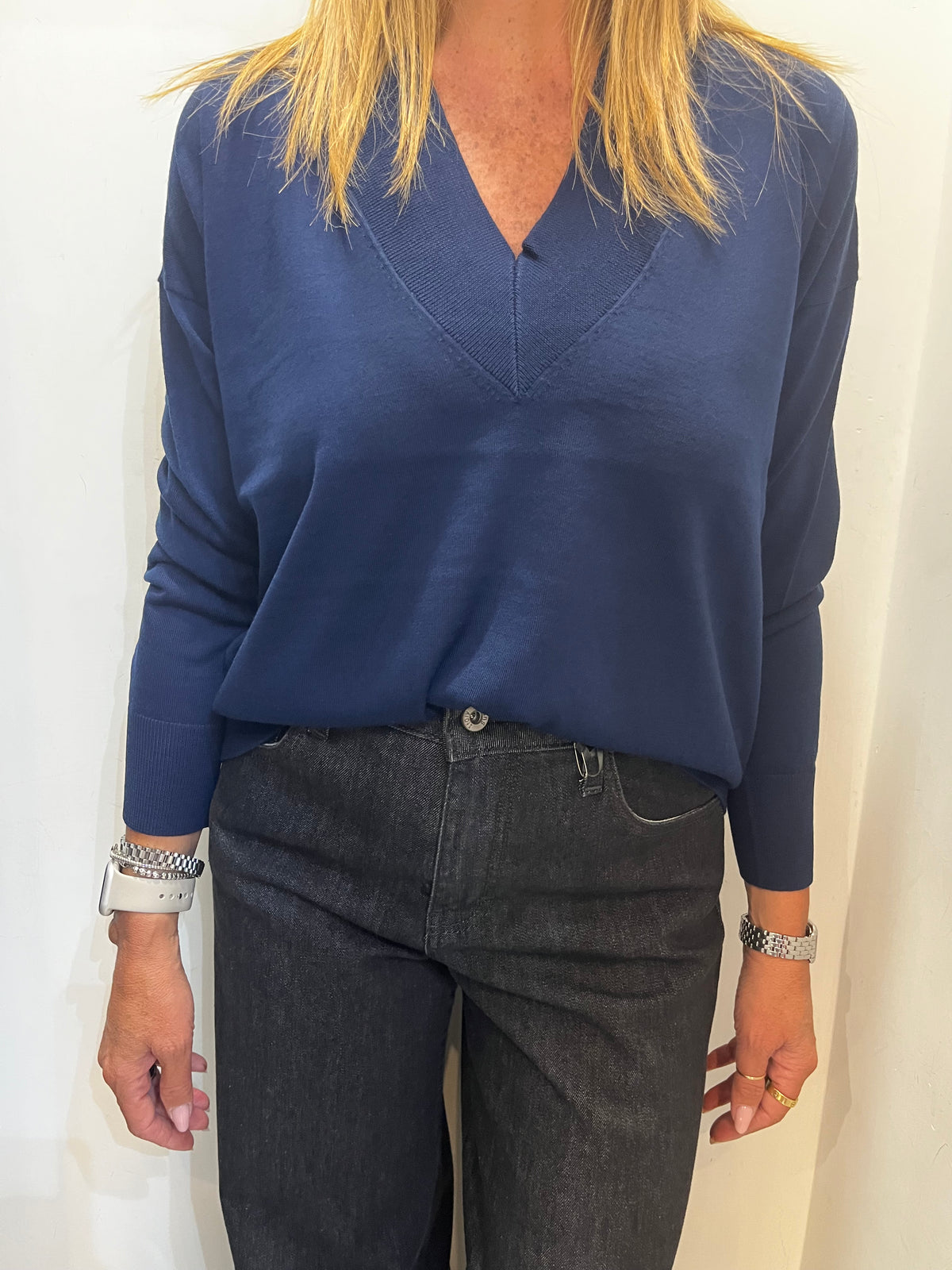 Maglia scollo a V in lana merinos Kaos Collection