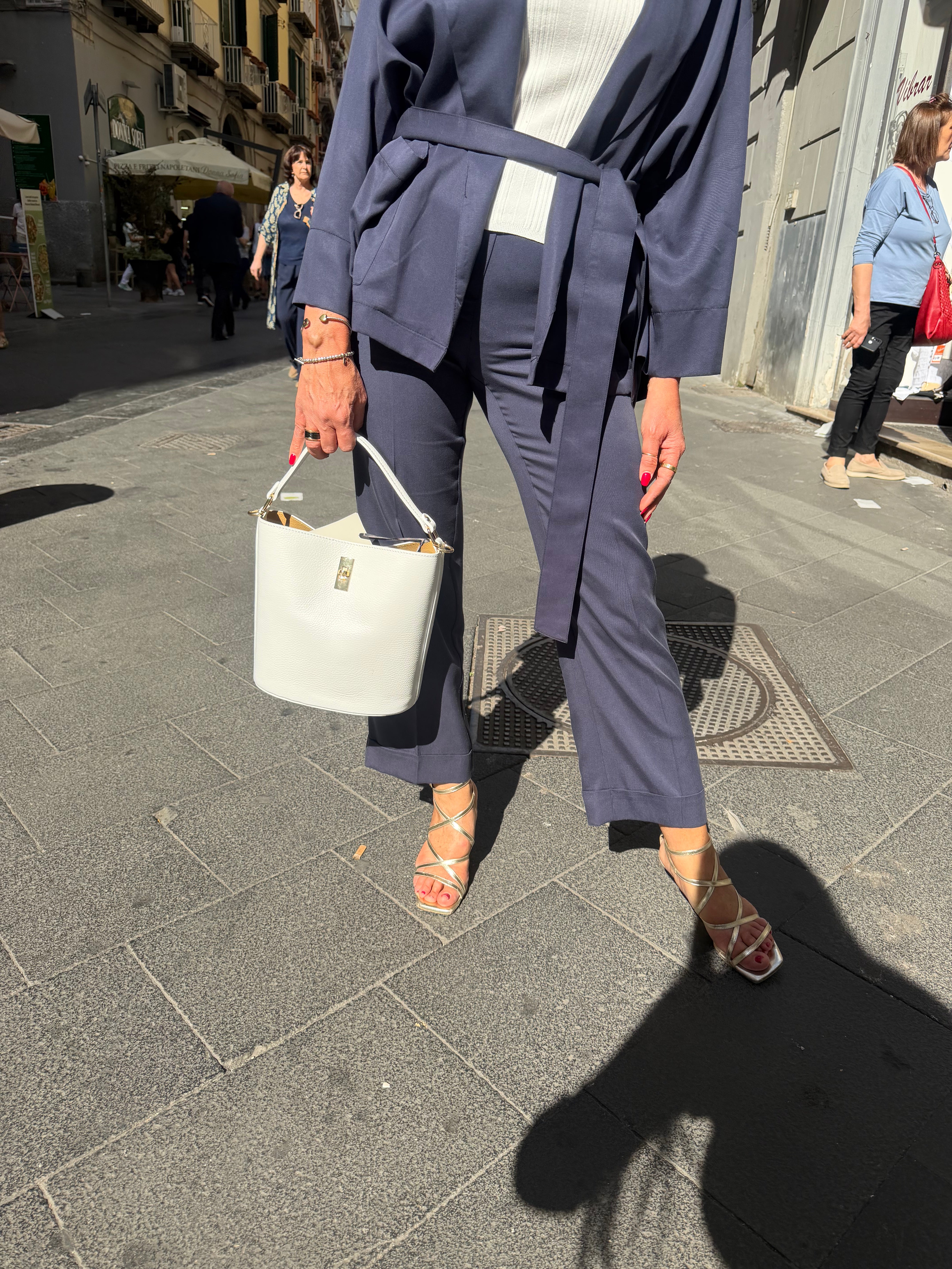 Pantalone cropped Icona