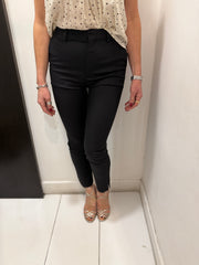 Pantalone con elastico interno e spacchetti Hanita