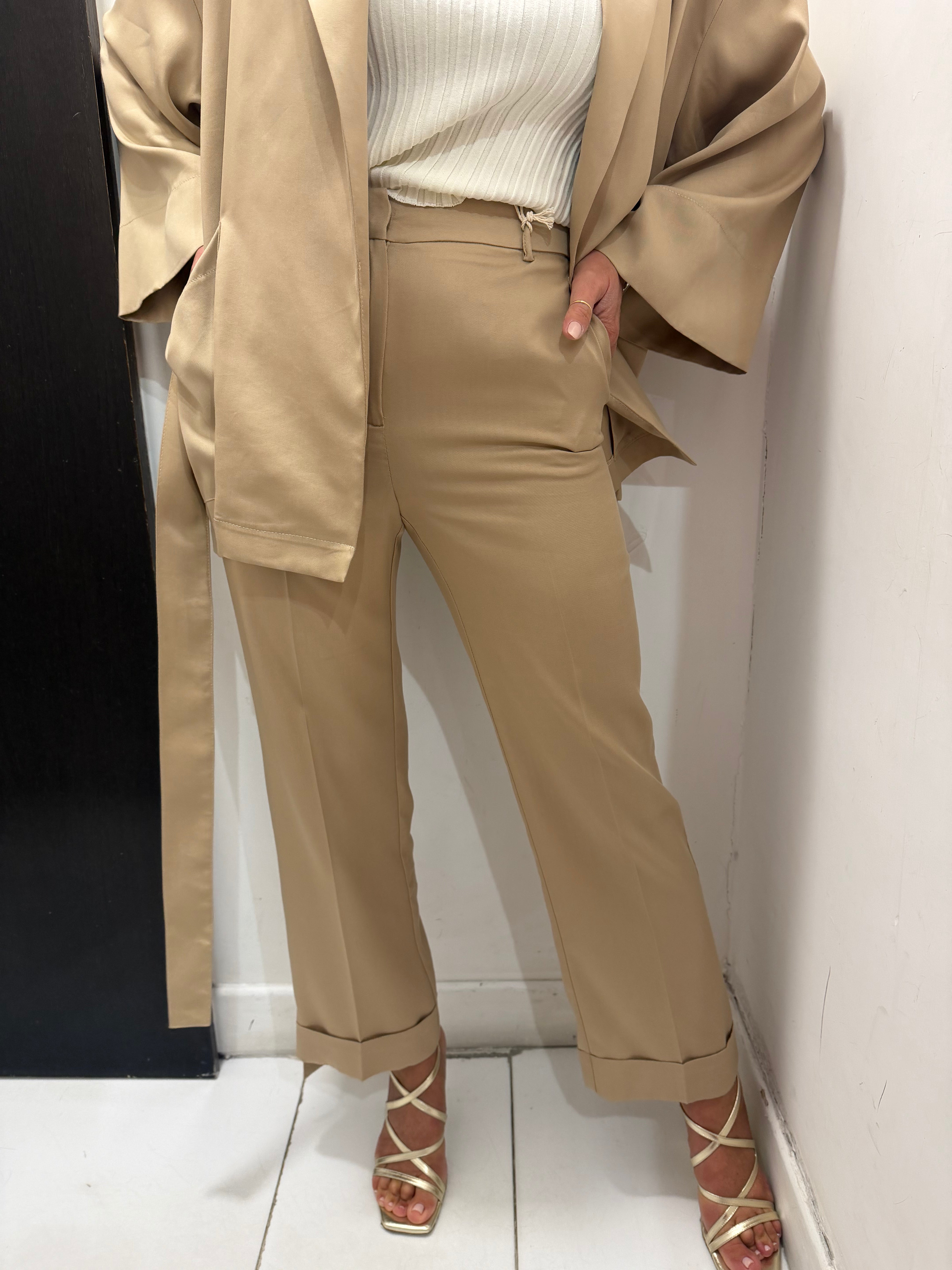 Pantalone cropped Icona