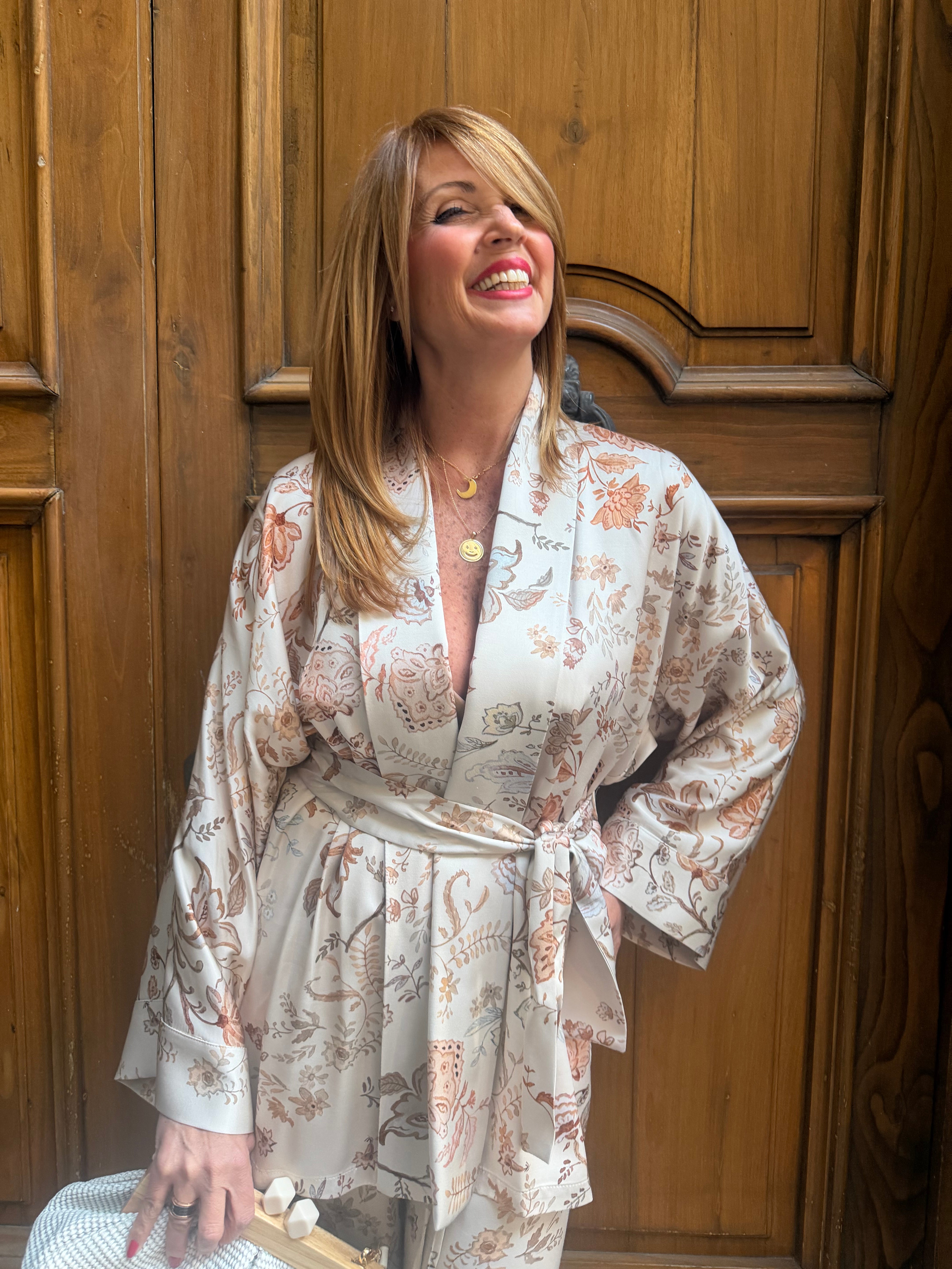 Completo con giacca kimono e pantalone palazzo elasticato in vita Imperial