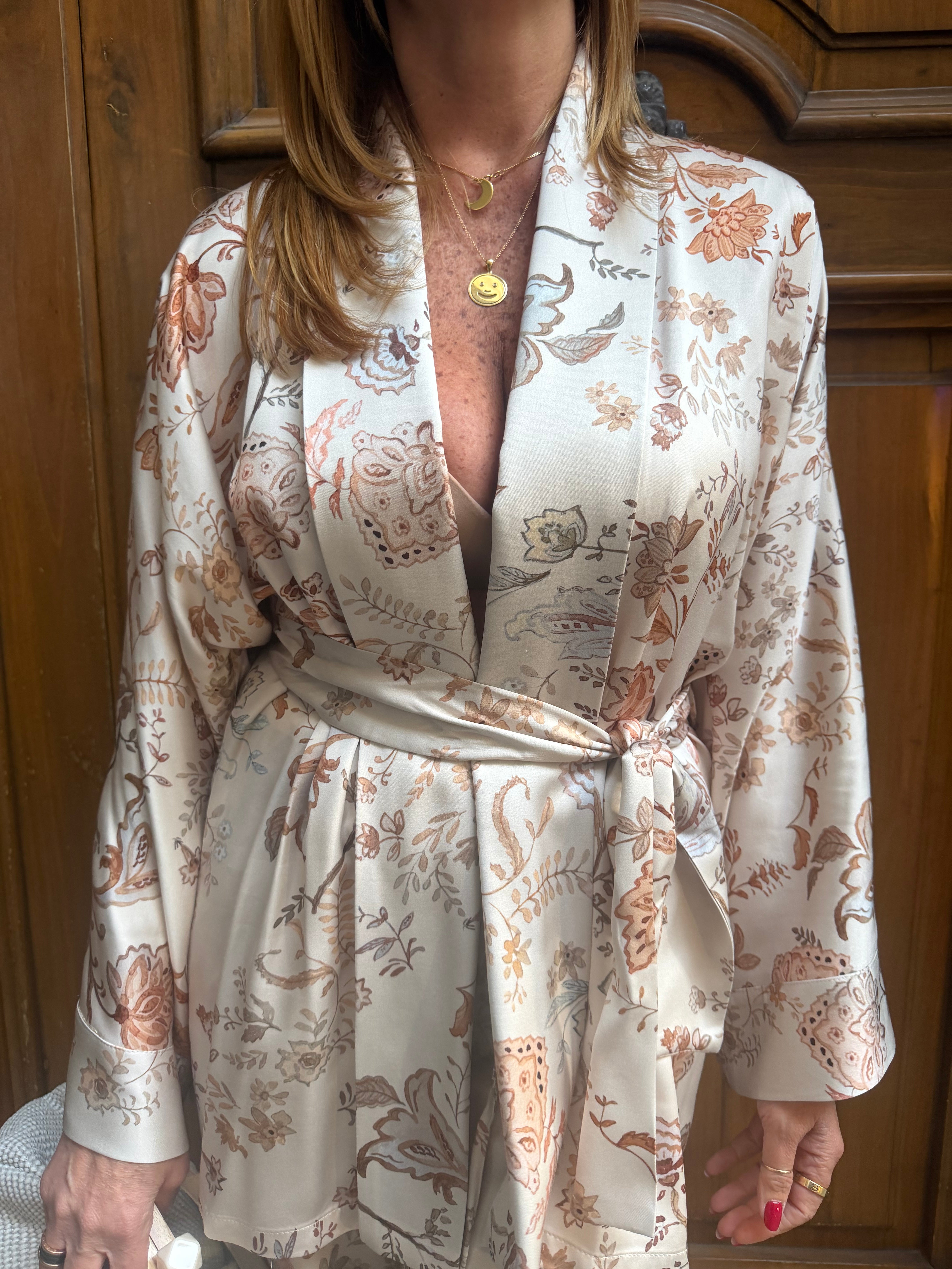 Completo con giacca kimono e pantalone palazzo elasticato in vita Imperial