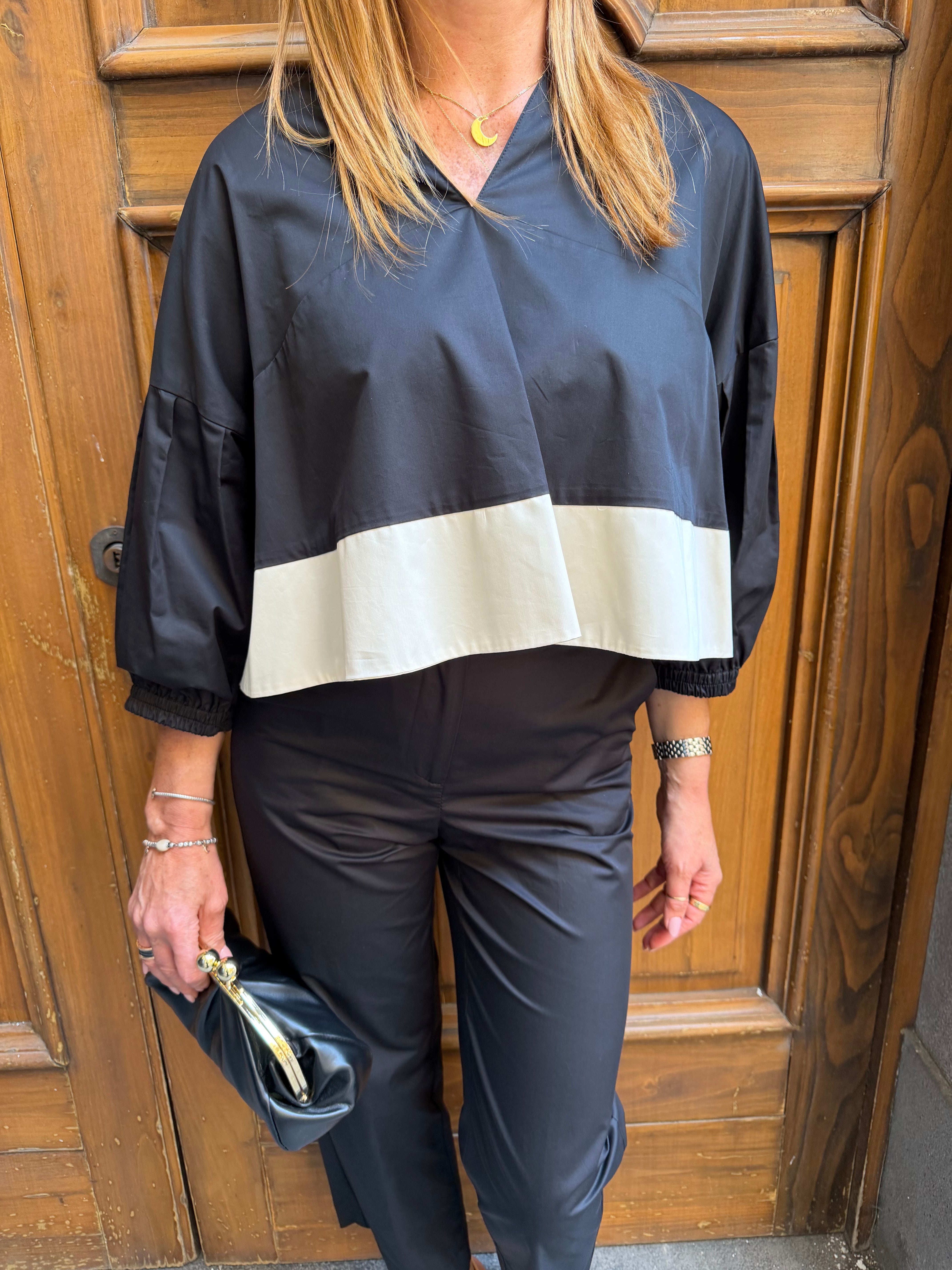 Blusa con manica arricciata Kaos Donna