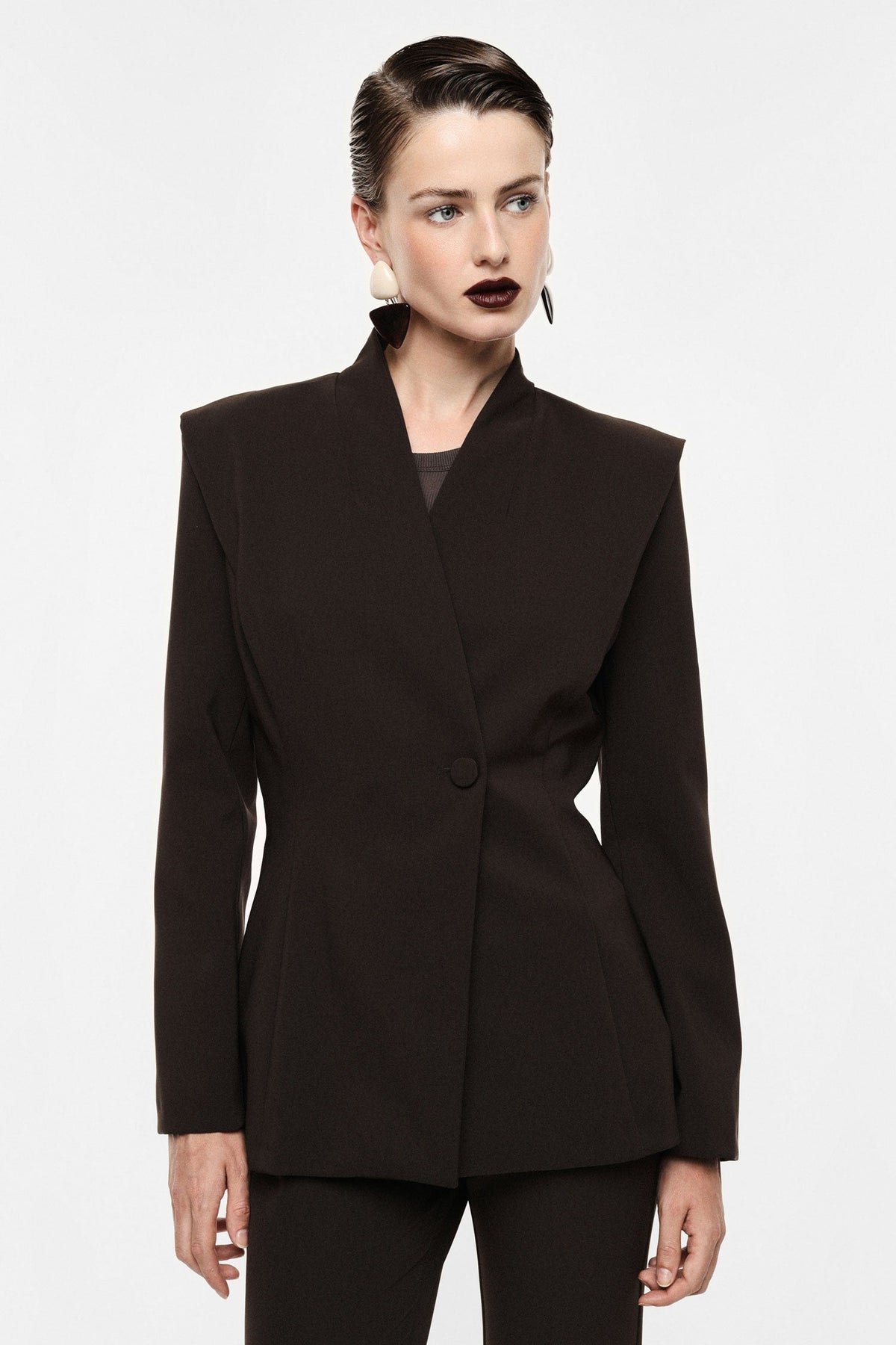 Blazer monopetto con spalle strutturate e collo rialzato MORO - IL
